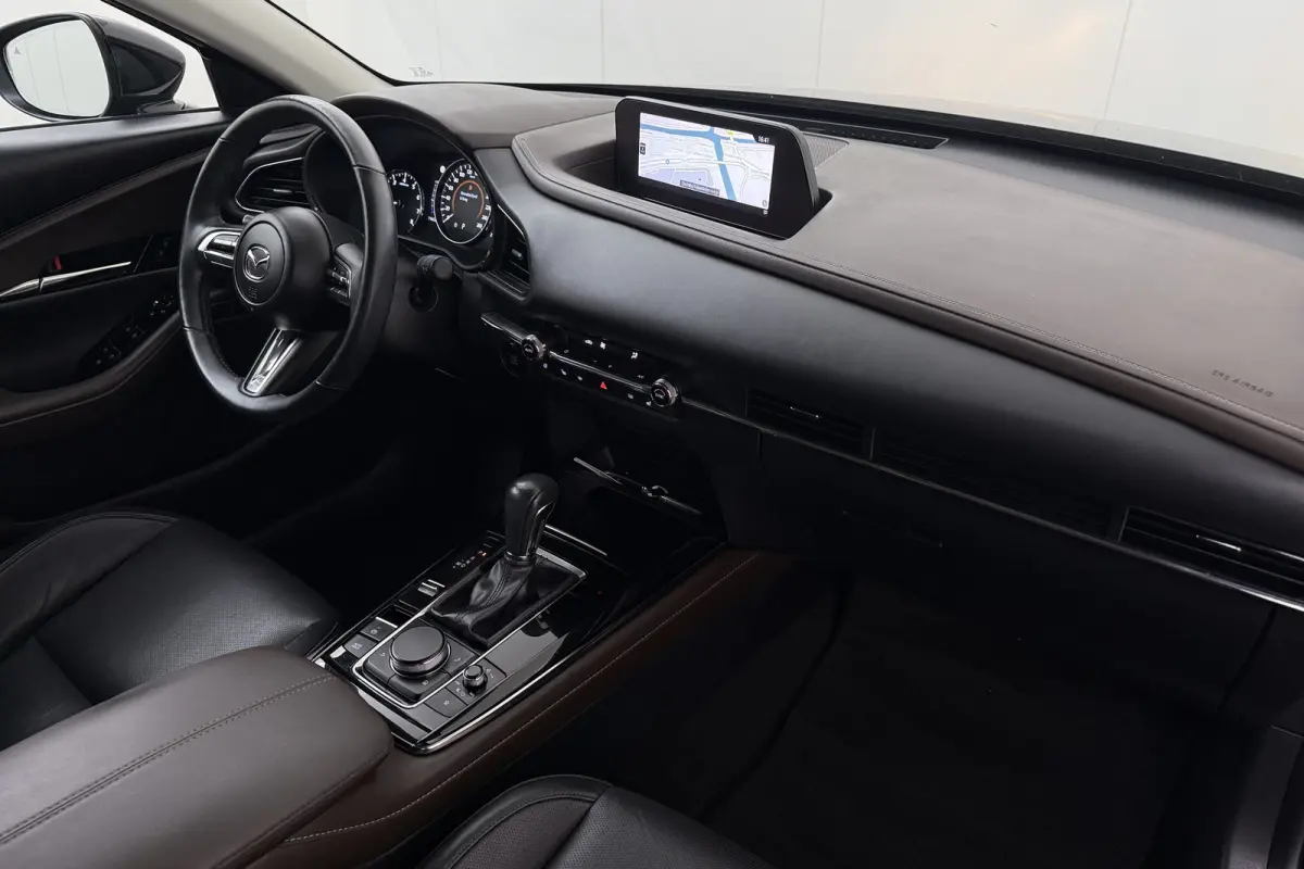 2.0 Aut. e-SkyActiv-G Premium Leder Memory Camera Head-Up Display
