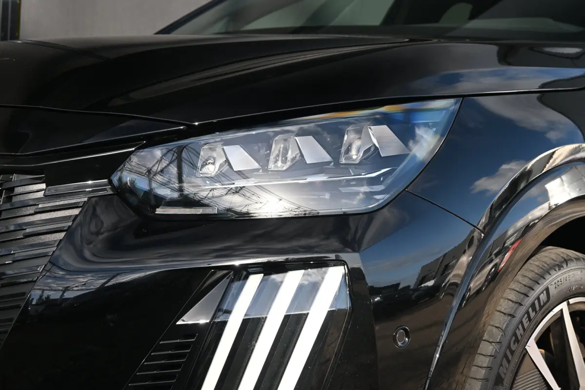 1.2 Hybrid 110 e-DCS6 GT Tot 8 Jaar Garantie! | Navi by App | 360 Camera | DAB Ontvanger | Cruise control | FULL Led | LMV 17" |