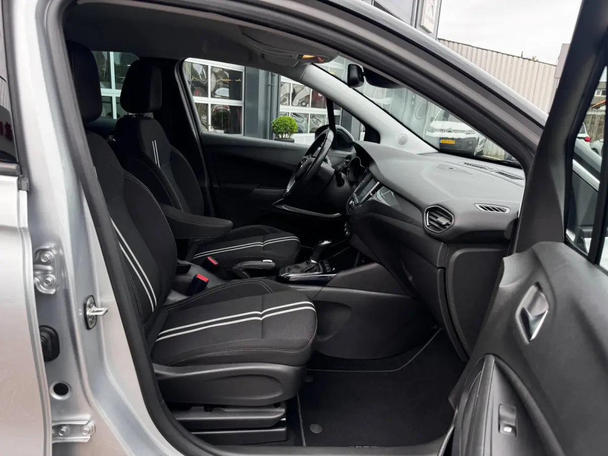 1.2 Turbo Level 3 | Camera | Stoelverwarming | PDC voor + achter | Navigatie by App | Climate control
