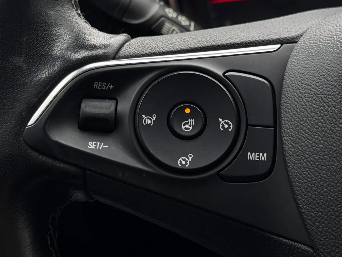 1.2 Turbo Level 3 | Camera | Stoelverwarming | PDC voor + achter | Navigatie by App | Climate control