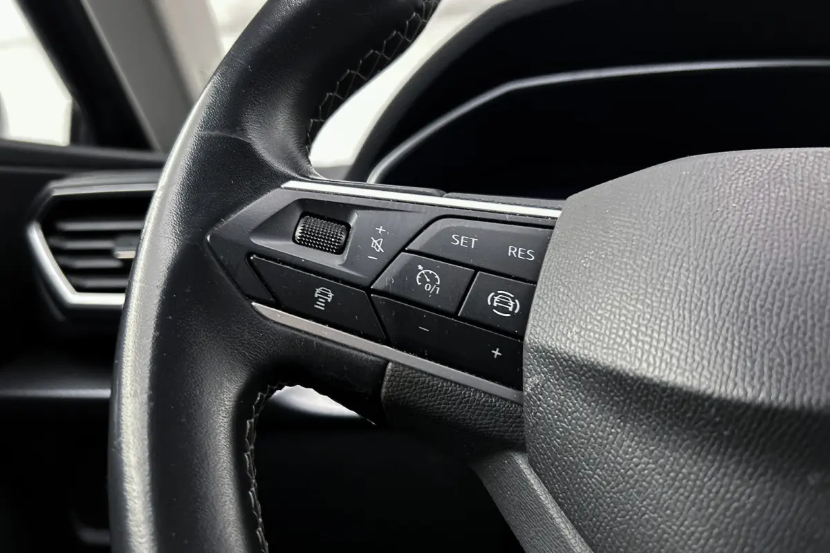 1.0 TSI Style | Adaptieve cruise control | LED koplampen | Airco