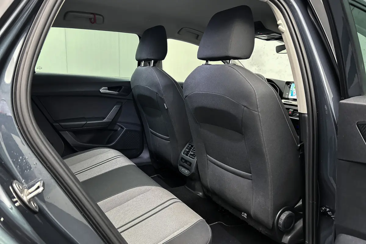 1.0 TSI Style | Adaptieve cruise control | LED koplampen | Airco