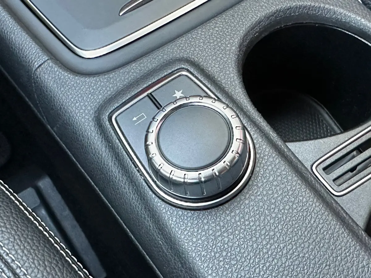 180 Automaat Airco Navi Leer
