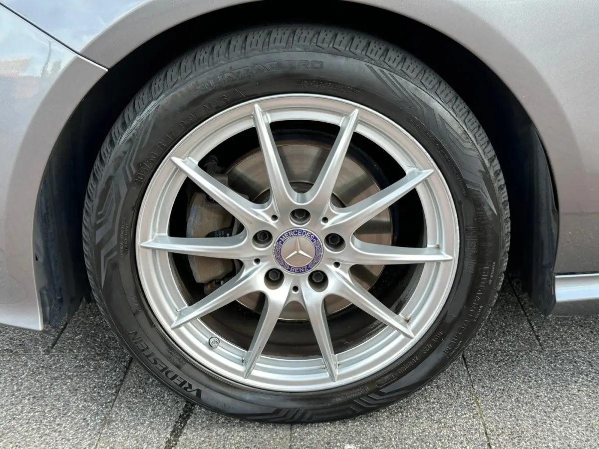 180 Automaat Airco Navi Leer