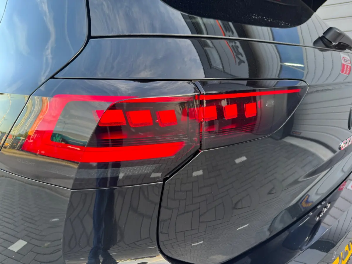 2.0 TSI GTI CLUBSPORT|PANO|AKRA|LEDER|HuD|IQ|BOMVOL