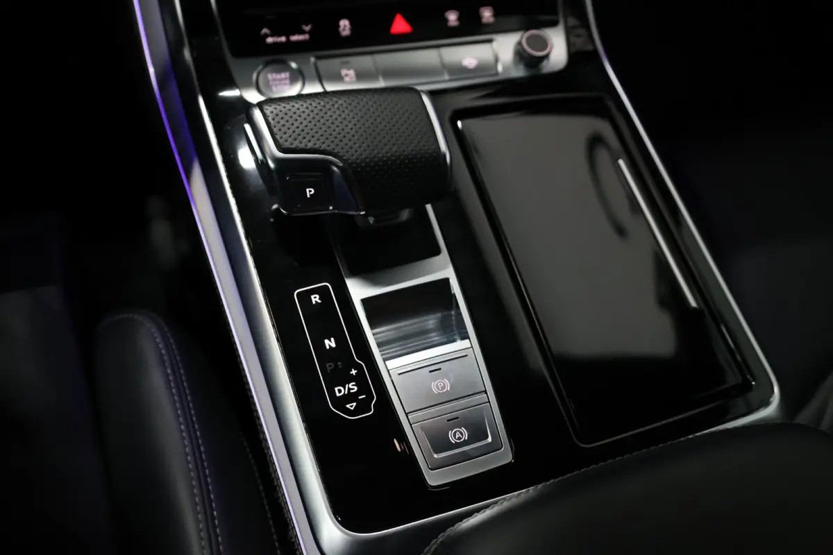 60 TFSI e quattro Competition 456+PK 3x S-LINE/BOSE/SFEER/LUCHT/RS ZETELS+S.VERWARMING/22"/ACC/12 MND GARANTIE