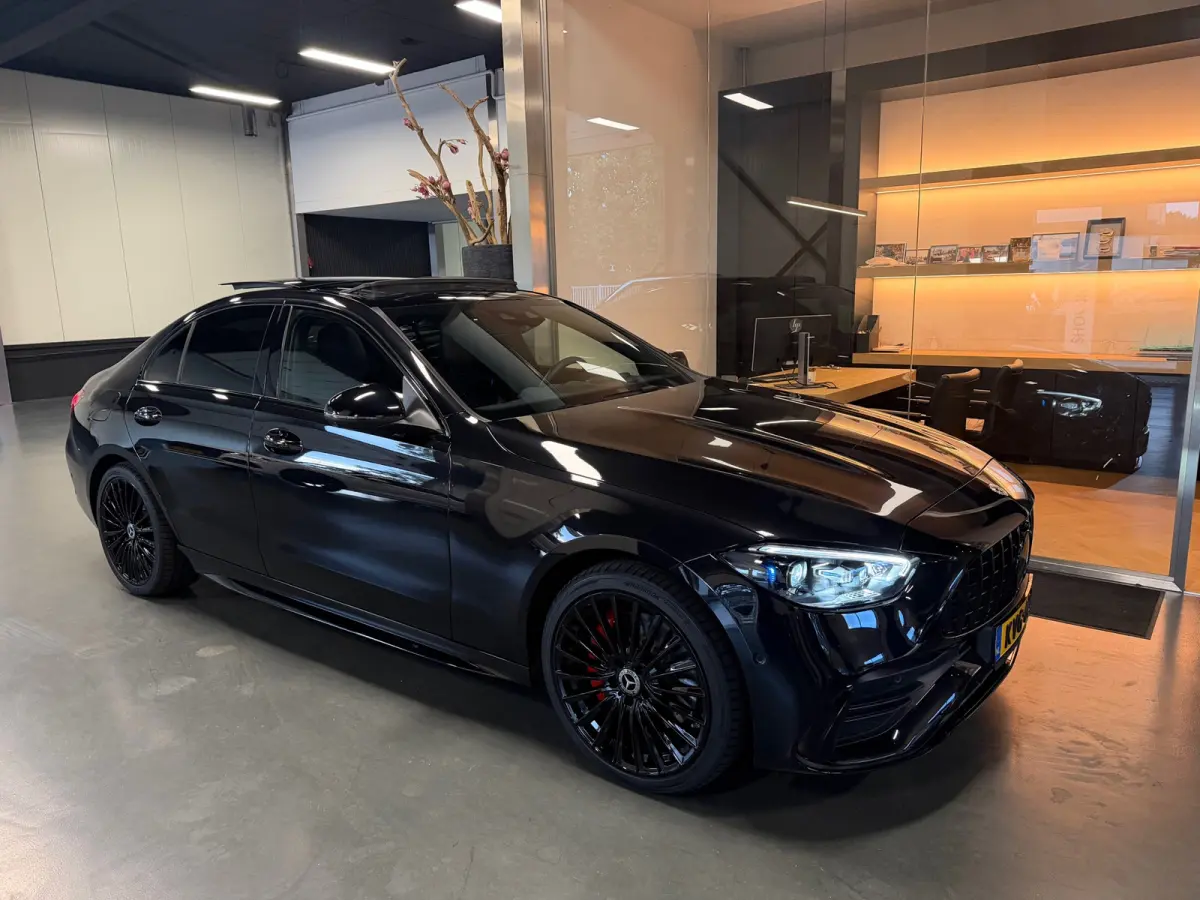 300 e AMG Night Panorama Memory Headup 360Camera