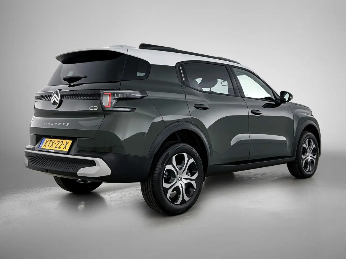 145pk 1.2 Hybrid Plus Automaat | VOORRAAD VOORDEEL | Apple Carplay/Android Auto | Climate Control | Cruise Control | Achteruitrijcamera | Parkeersensoren |