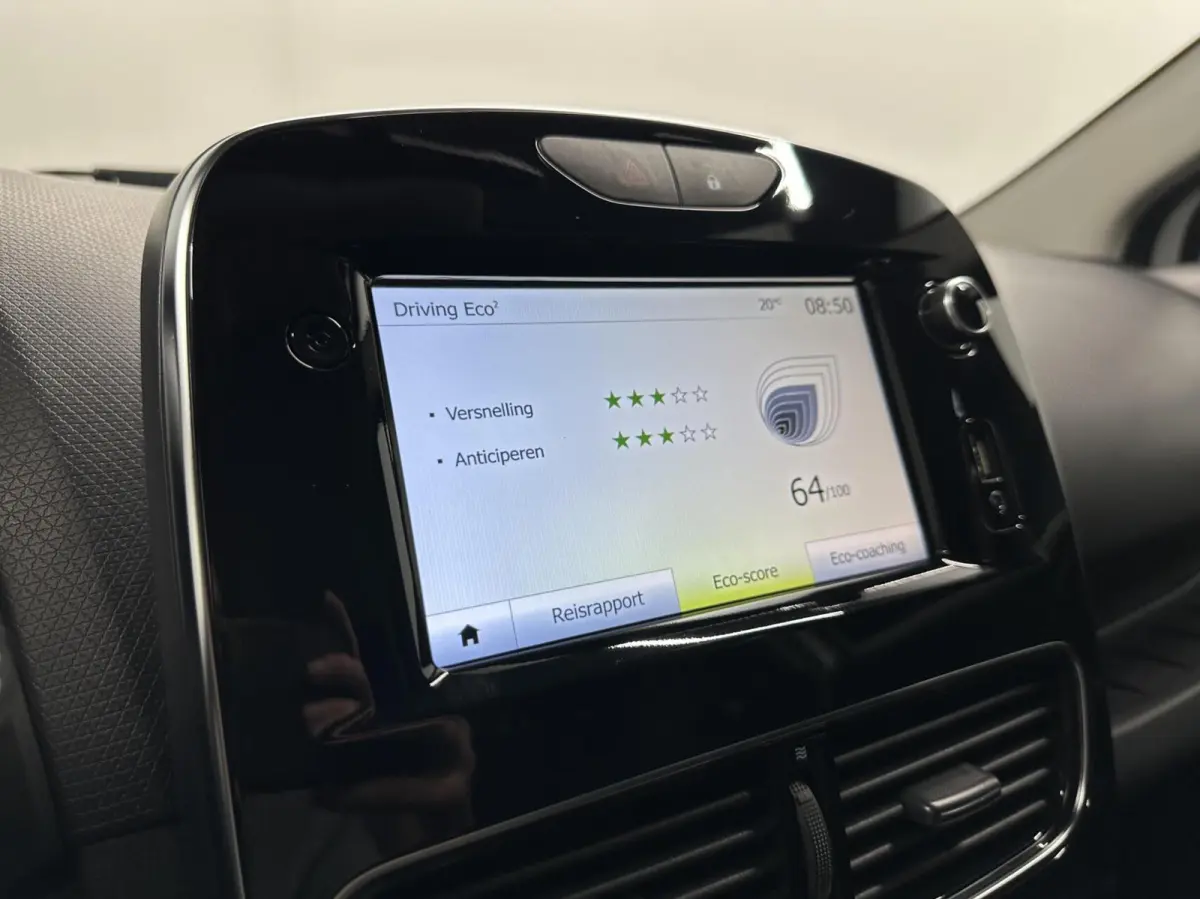 0.9 TCe Limited CRUISE NAVI CARPLAY.