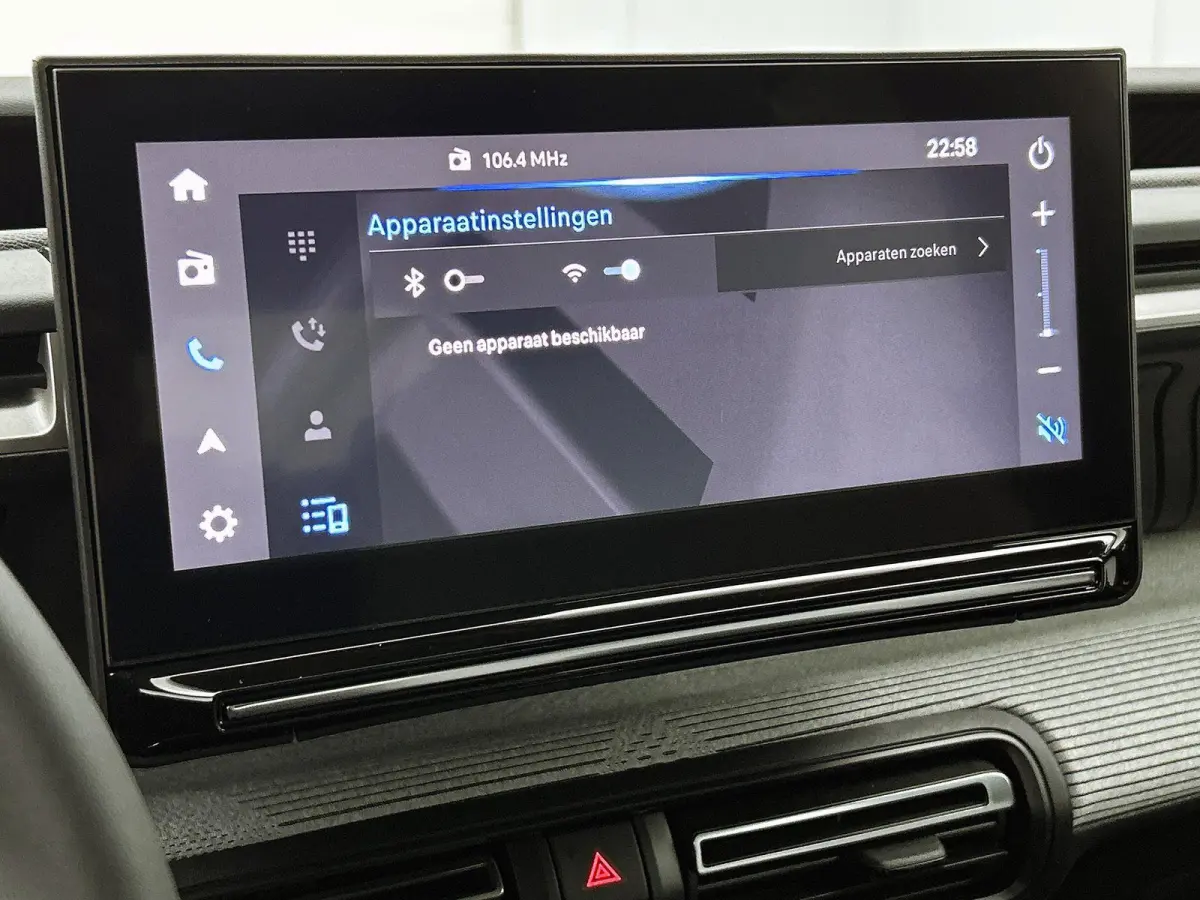 110pk 1.2 Hybrid Max Automaat | VOORRAAD VOORDEEL | Navigatie | Climate Control | Cruise Control | Camera | 17" LMV | LED | Apple Carplay/Android Auto |