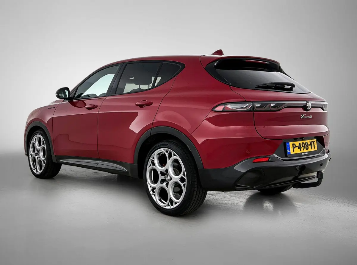 130pk 1.5T Hybrid Edizione Speciale Automaat | Elektrisch Verstelb. Bestuurdersstoel | Elektrische Klep | Matrix-LED | Stoelverwarming/-verkoeling | Adaptieve Cruise Control | Leder | 20"LMV