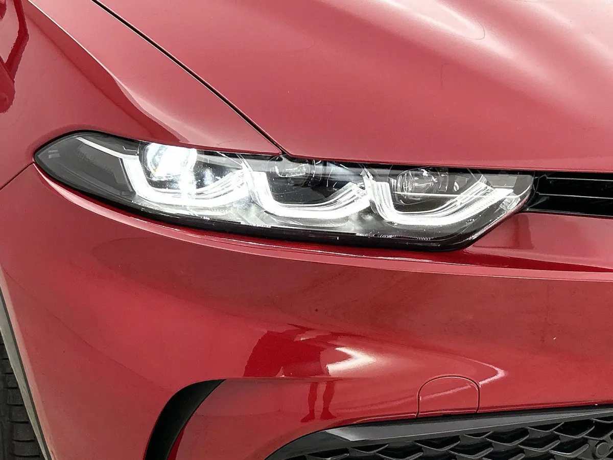 130pk 1.5T Hybrid Edizione Speciale Automaat | Elektrisch Verstelb. Bestuurdersstoel | Elektrische Klep | Matrix-LED | Stoelverwarming/-verkoeling | Adaptieve Cruise Control | Leder | 20"LMV