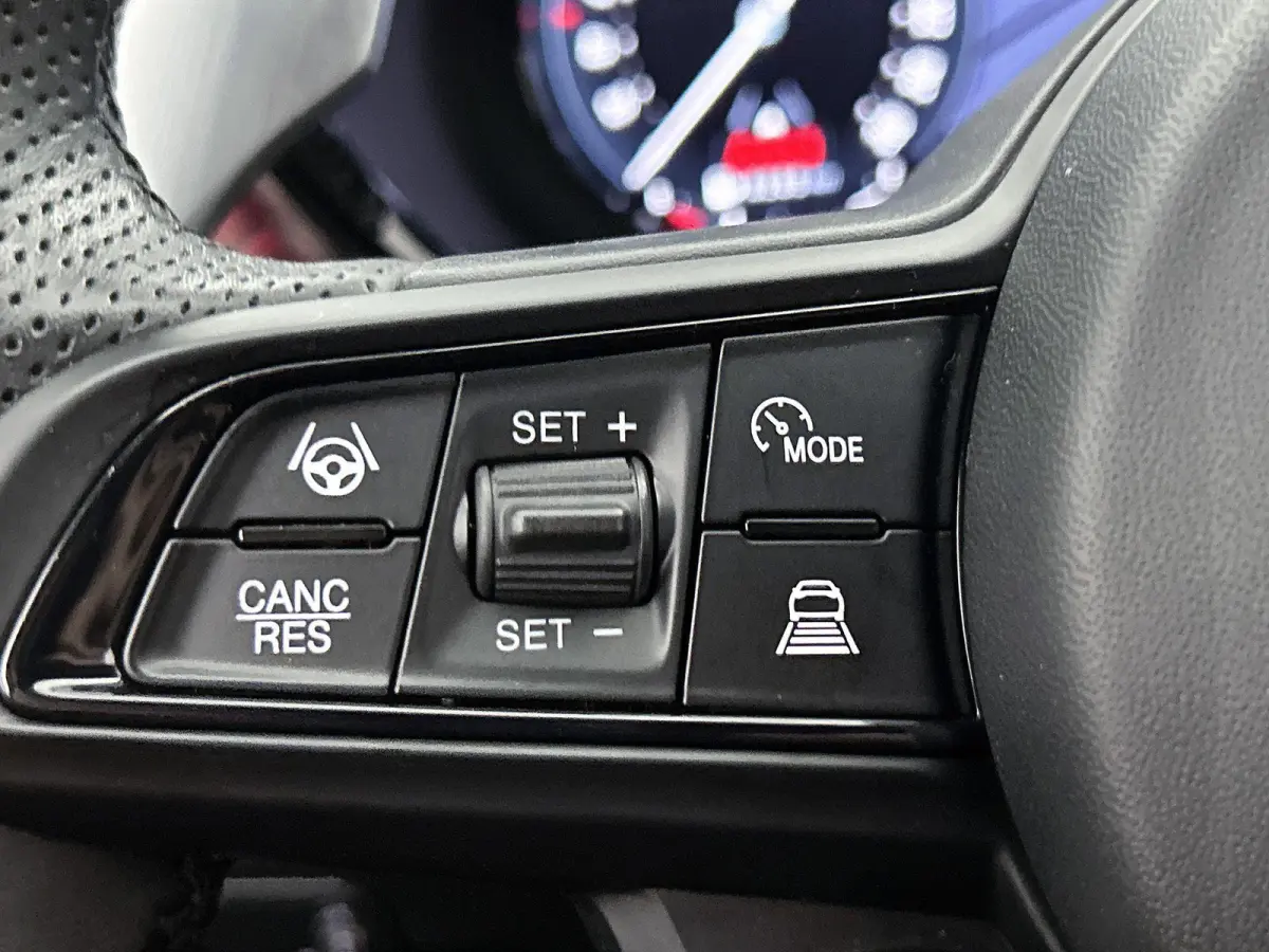 130pk 1.5T Hybrid Edizione Speciale Automaat | Elektrisch Verstelb. Bestuurdersstoel | Elektrische Klep | Matrix-LED | Stoelverwarming/-verkoeling | Adaptieve Cruise Control | Leder | 20"LMV