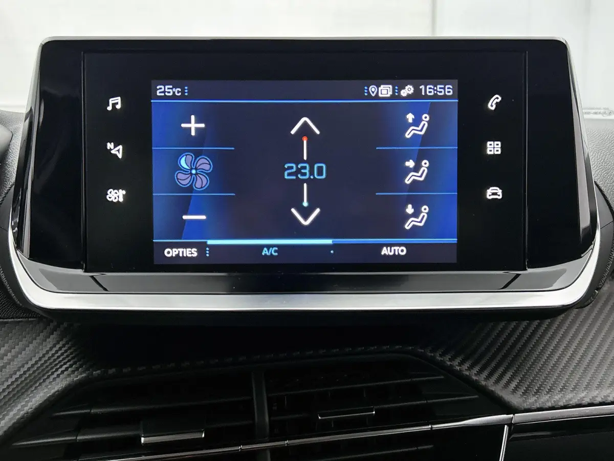 1.2 130pk Allure Pack Automaat | Navigatie | Apple Carplay/Android Auto | Climate Control | Stoelverwarming | Adaptieve Cruise Control | 17"LMV | LED | Camera |