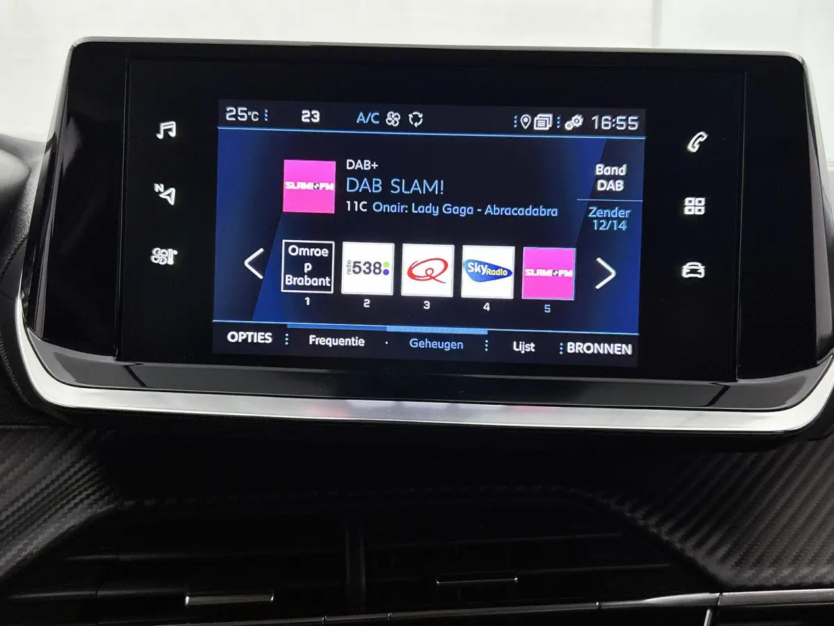 1.2 130pk Allure Pack Automaat | Navigatie | Apple Carplay/Android Auto | Climate Control | Stoelverwarming | Adaptieve Cruise Control | 17"LMV | LED | Camera |