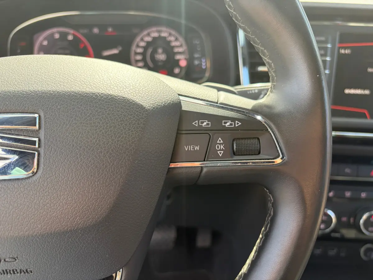 1.5 TSI FR Business Intense|Rijklaar prijs|Elek. trekhaak|Camera|Elek. klep|Stoelverw.|