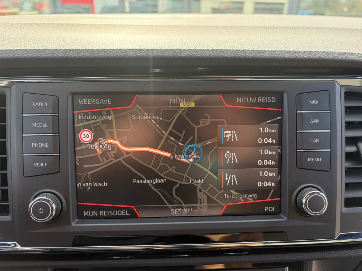 1.5 TSI FR Business Intense|Rijklaar prijs|Elek. trekhaak|Camera|Elek. klep|Stoelverw.|