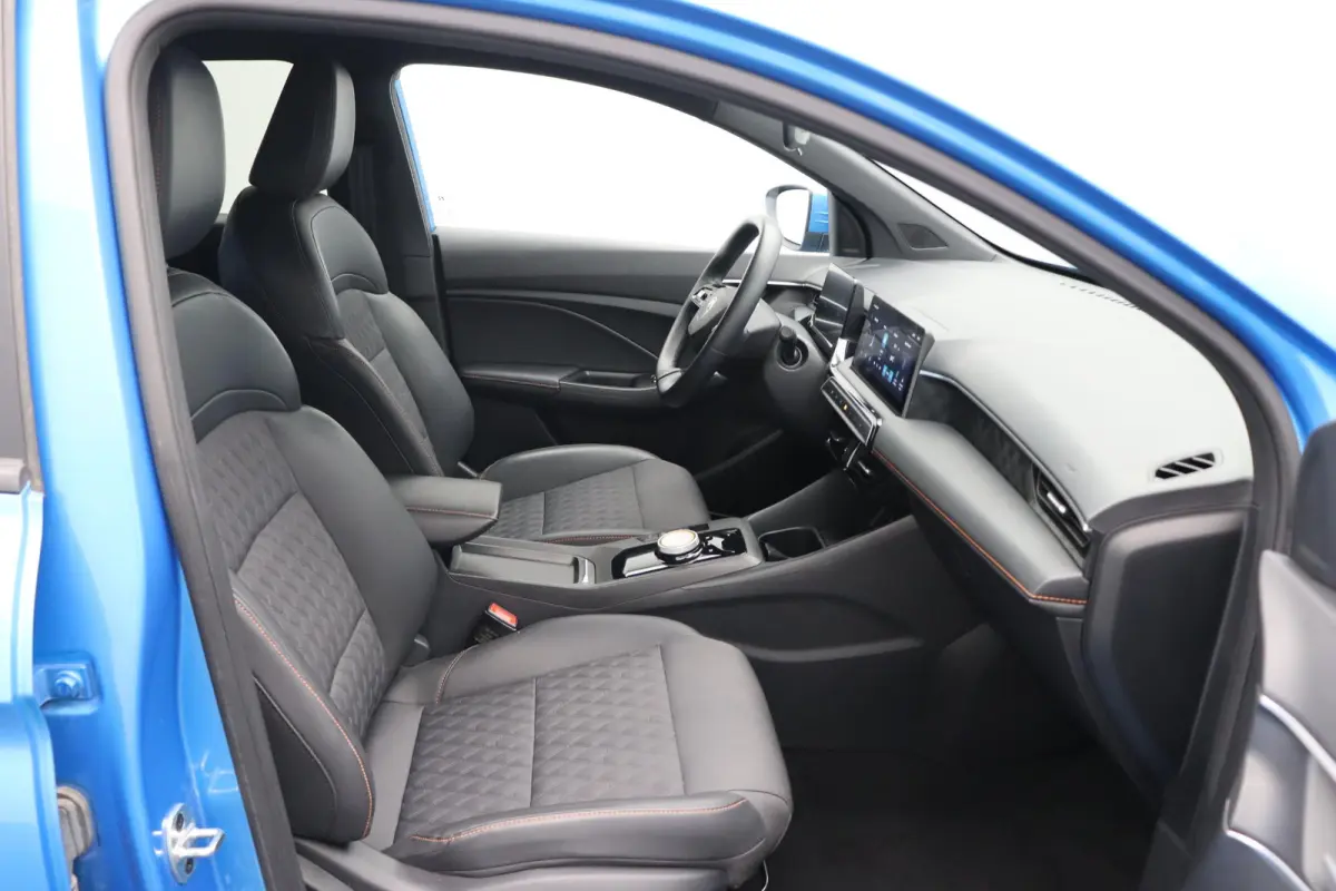 1.5 Luxury | Apple Carplay & Android Auto | Rondomzicht Camera | Stoel en Stuurwielverwarming |