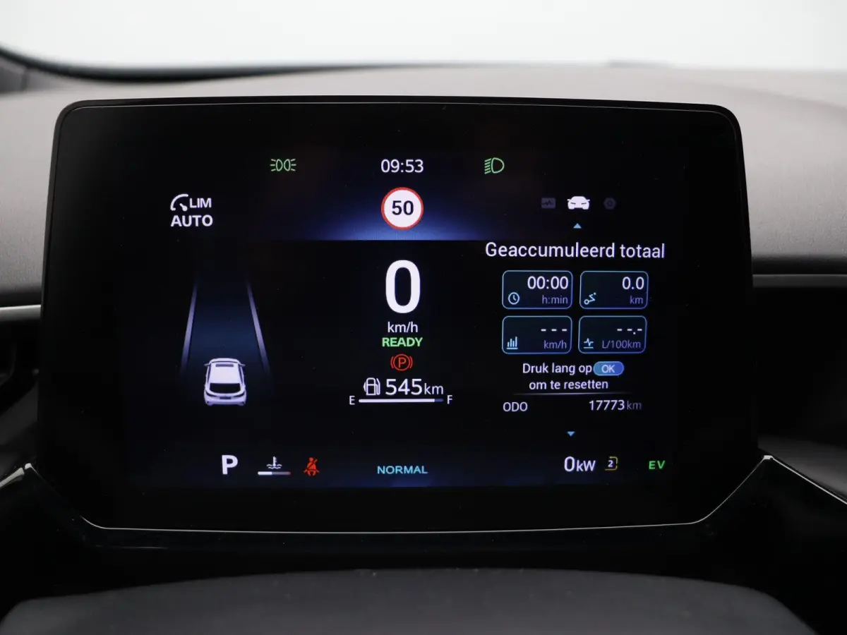 1.5 Luxury | Apple Carplay & Android Auto | Rondomzicht Camera | Stoel en Stuurwielverwarming |