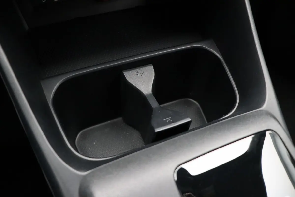 1.5 Luxury | Apple Carplay & Android Auto | Rondomzicht Camera | Stoel en Stuurwielverwarming |