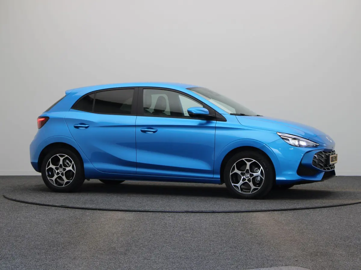 1.5 Luxury | Apple Carplay & Android Auto | Rondomzicht Camera | Stoel en Stuurwielverwarming |