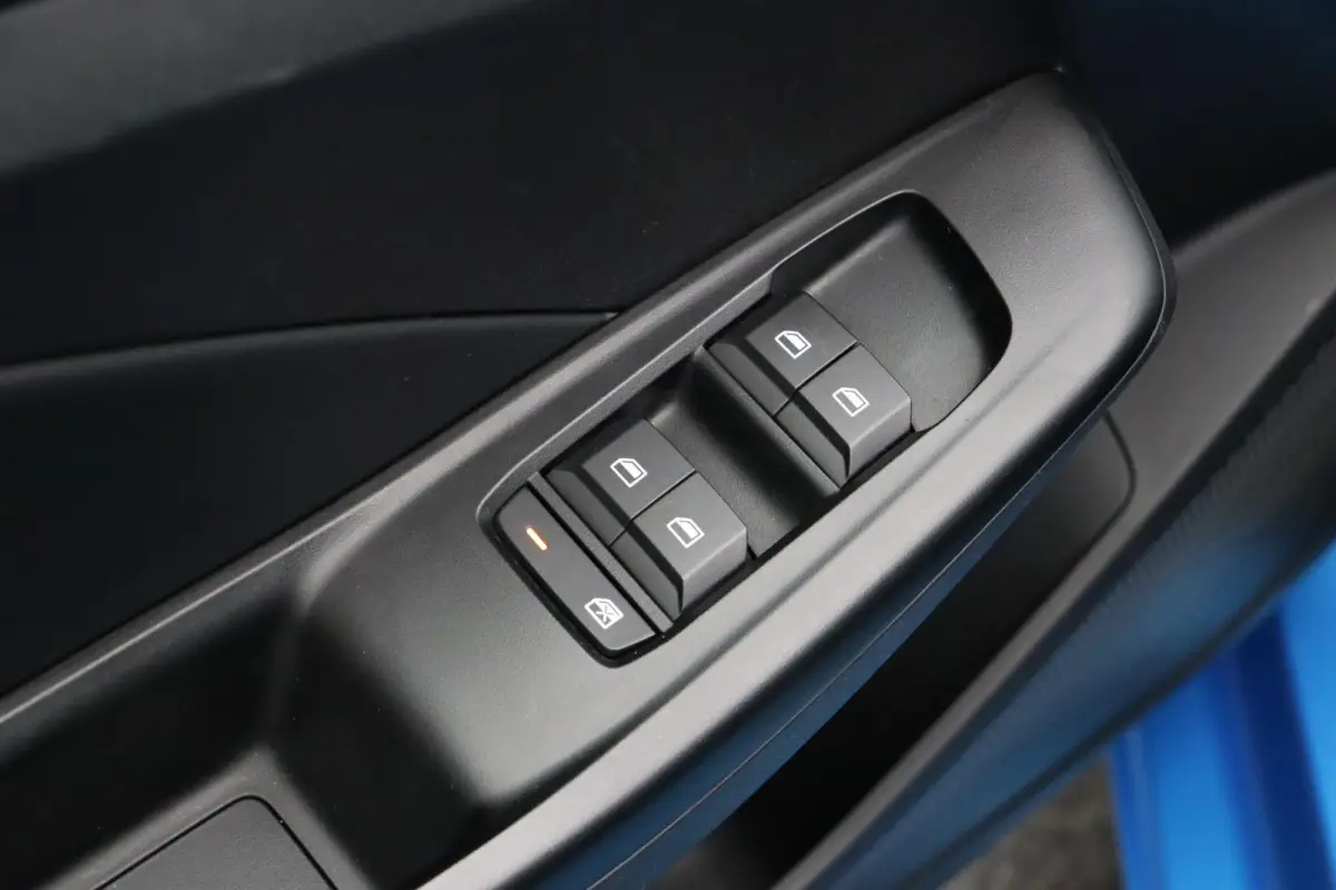 1.5 Luxury | Apple Carplay & Android Auto | Rondomzicht Camera | Stoel en Stuurwielverwarming |