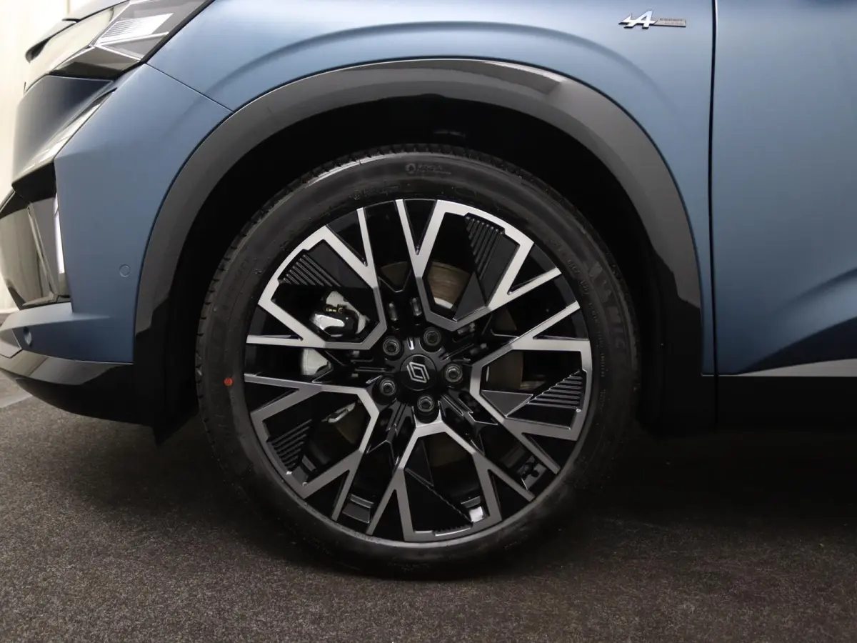 esprit Alpine full hybrid E-Tech 200 | pack light & sound | pack privilège |