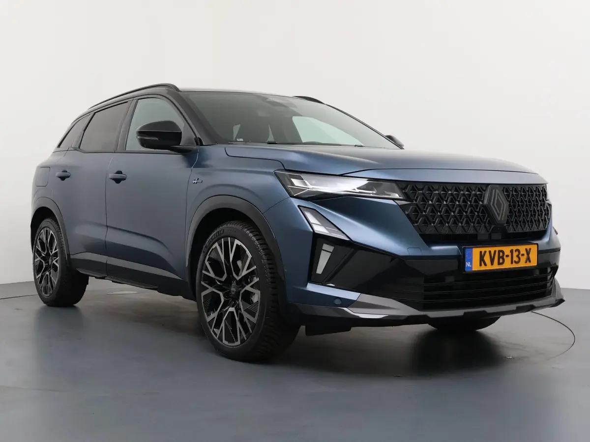 esprit Alpine full hybrid E-Tech 200 | Private Lease vanaf €698! | pack extended grip | pack light & sound | pack privilège |