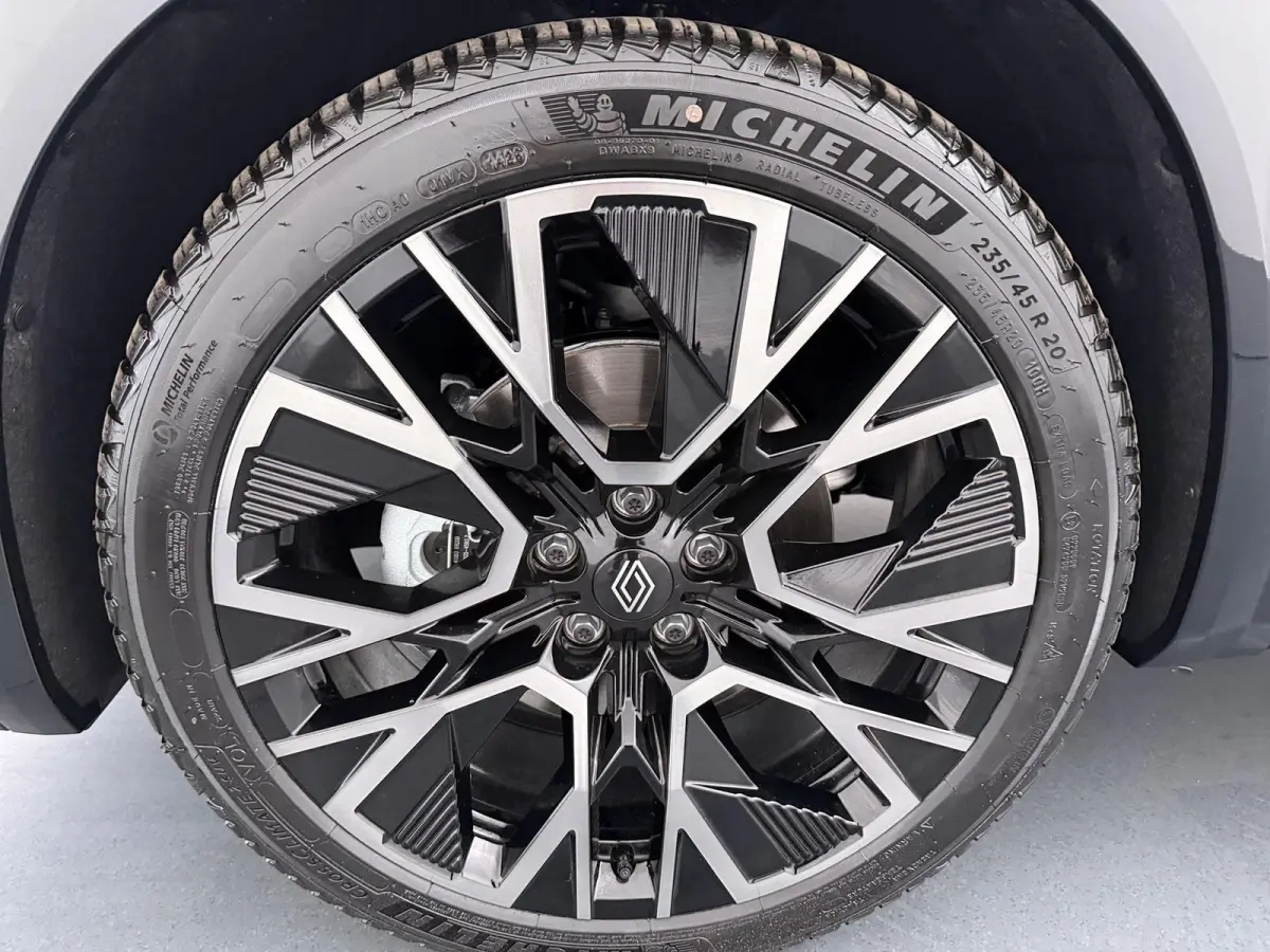 esprit Alpine full hybrid E-Tech 200 | Private Lease vanaf €698! | pack extended grip | pack light & sound | pack privilège |