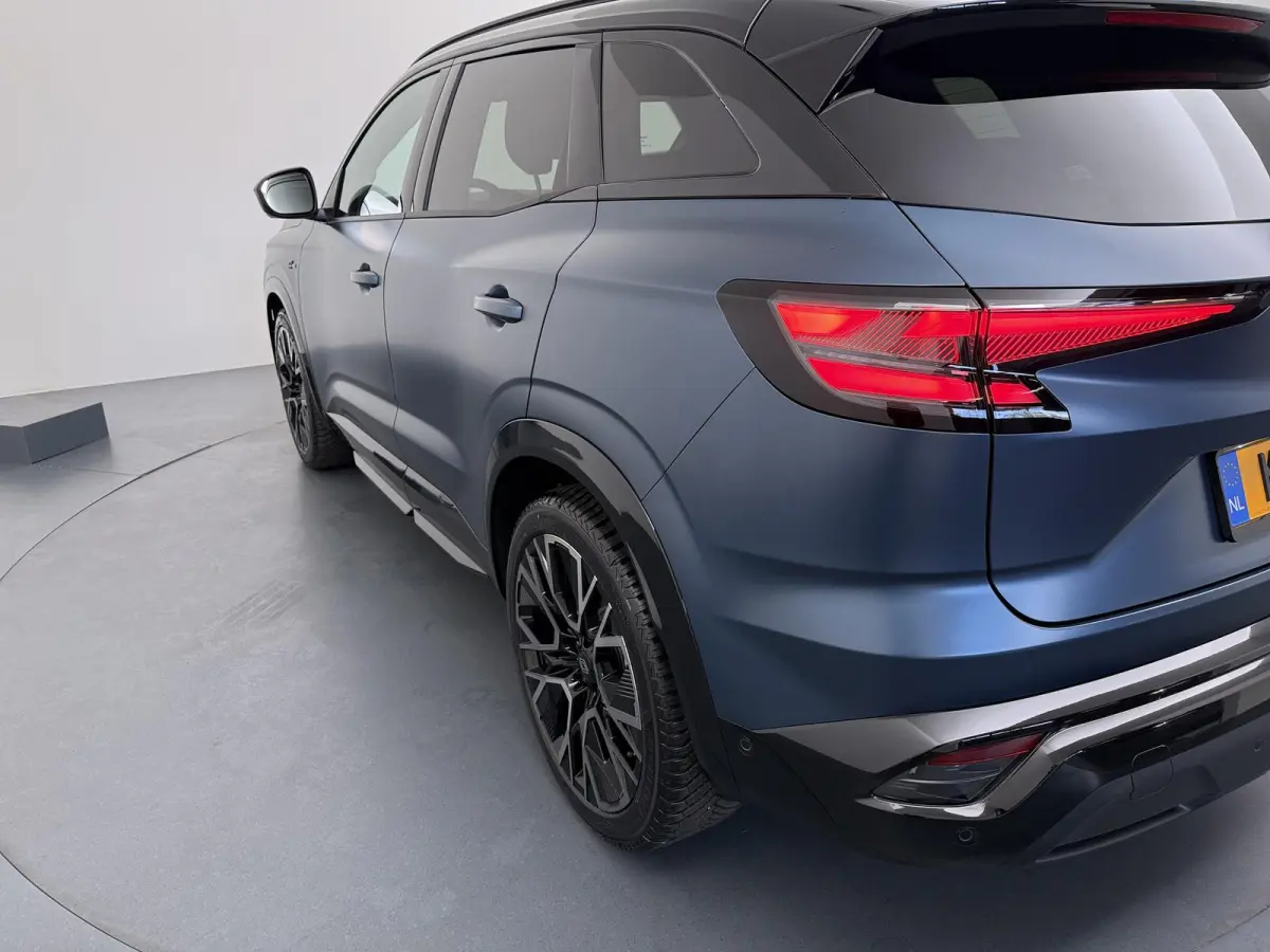 esprit Alpine full hybrid E-Tech 200 | Private Lease vanaf €698! | pack extended grip | pack light & sound | pack privilège |