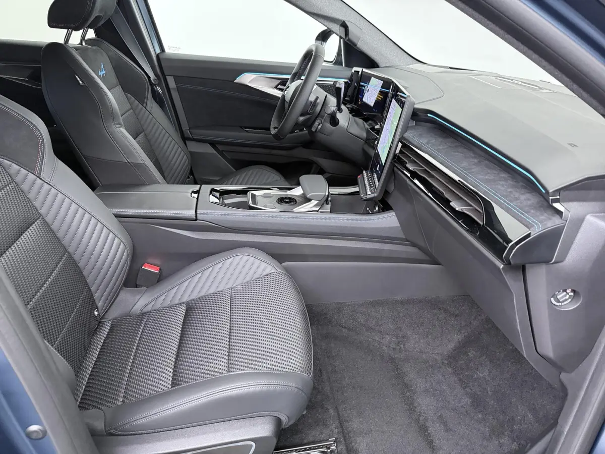 esprit Alpine full hybrid E-Tech 200 | Private Lease vanaf €698! | pack extended grip | pack light & sound | pack privilège |