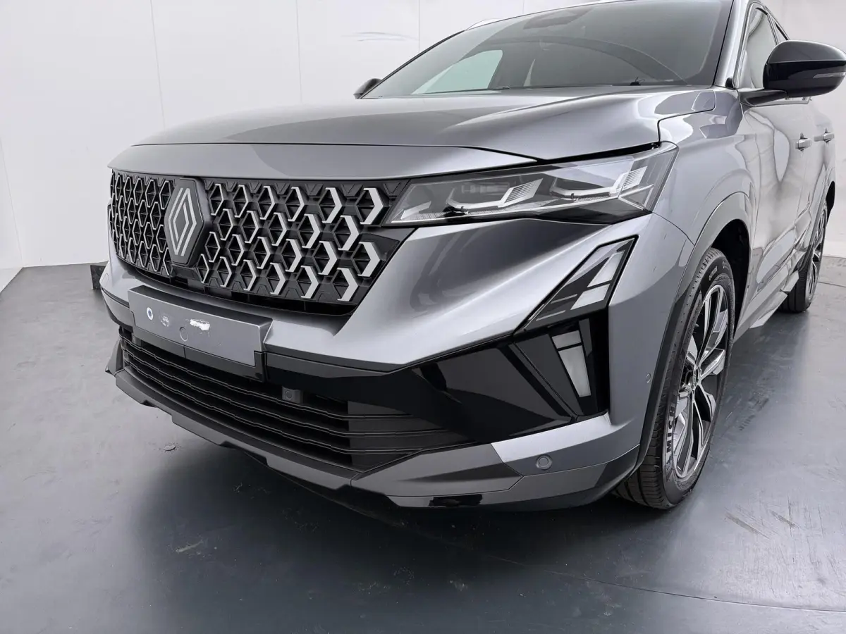 techno full hybrid E-Tech 200 | pack comfort | panoramisch vast glazen dak |