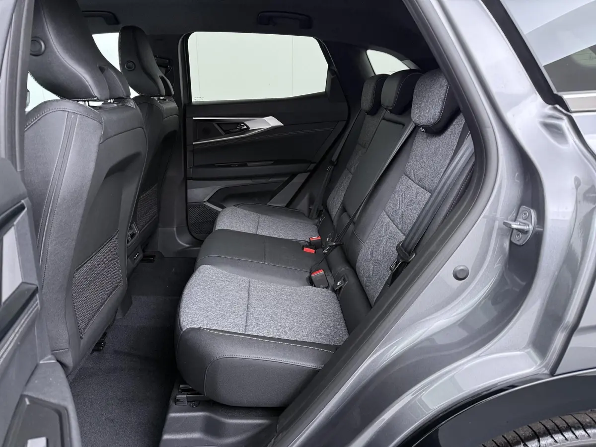 techno full hybrid E-Tech 200 | pack comfort | panoramisch vast glazen dak |