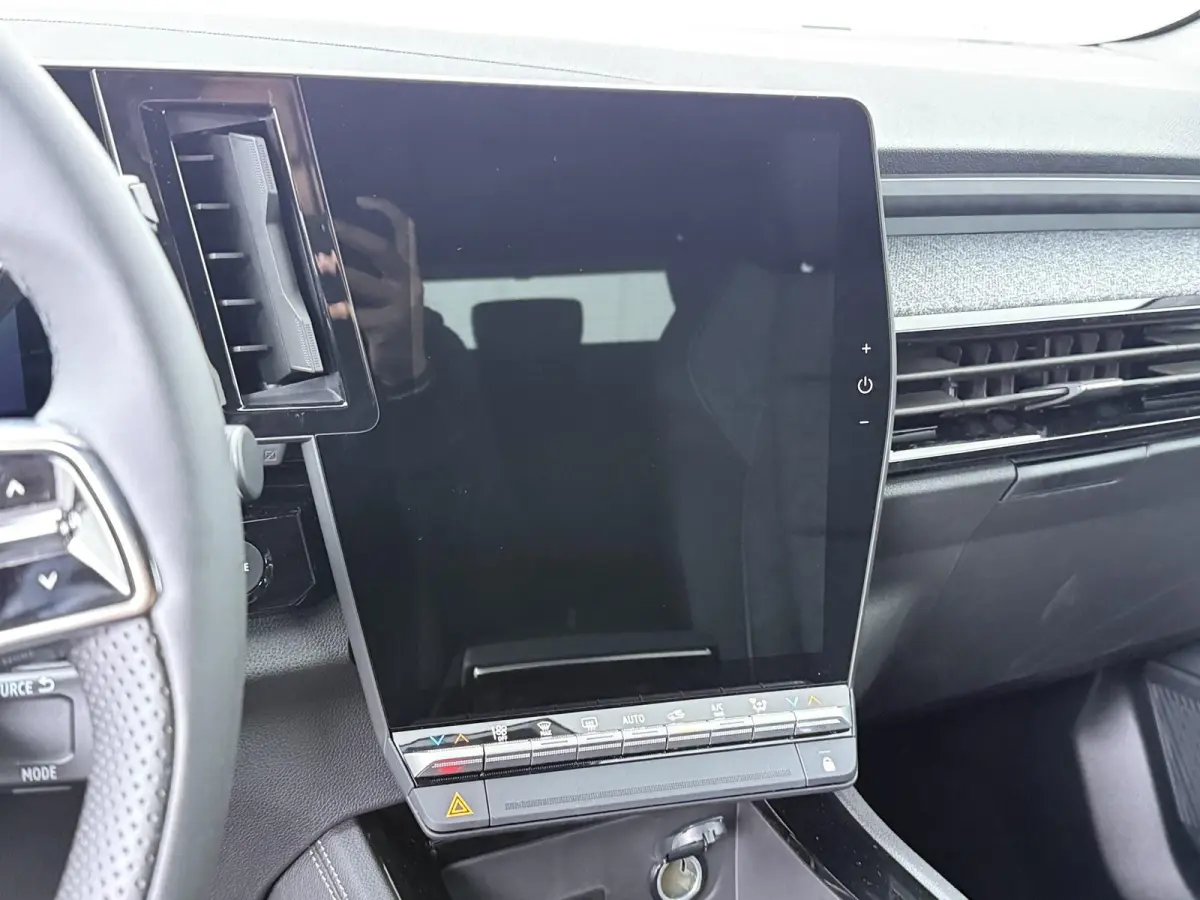techno full hybrid E-Tech 200 | pack comfort | panoramisch vast glazen dak |
