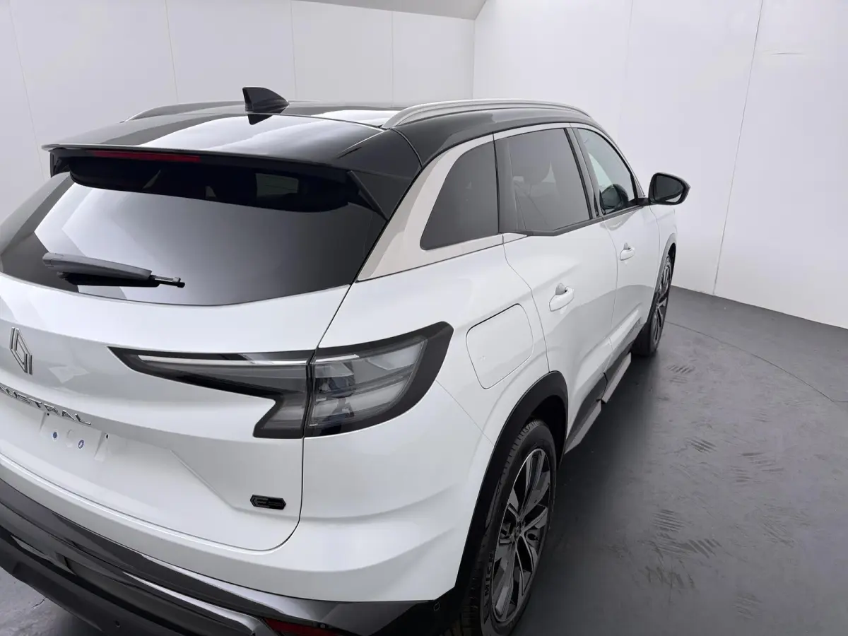 techno full hybrid E-Tech 200 | pack comfort | panoramisch vast glazen dak |