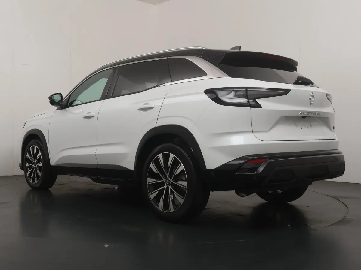 techno full hybrid E-Tech 200 | pack comfort | panoramisch vast glazen dak |