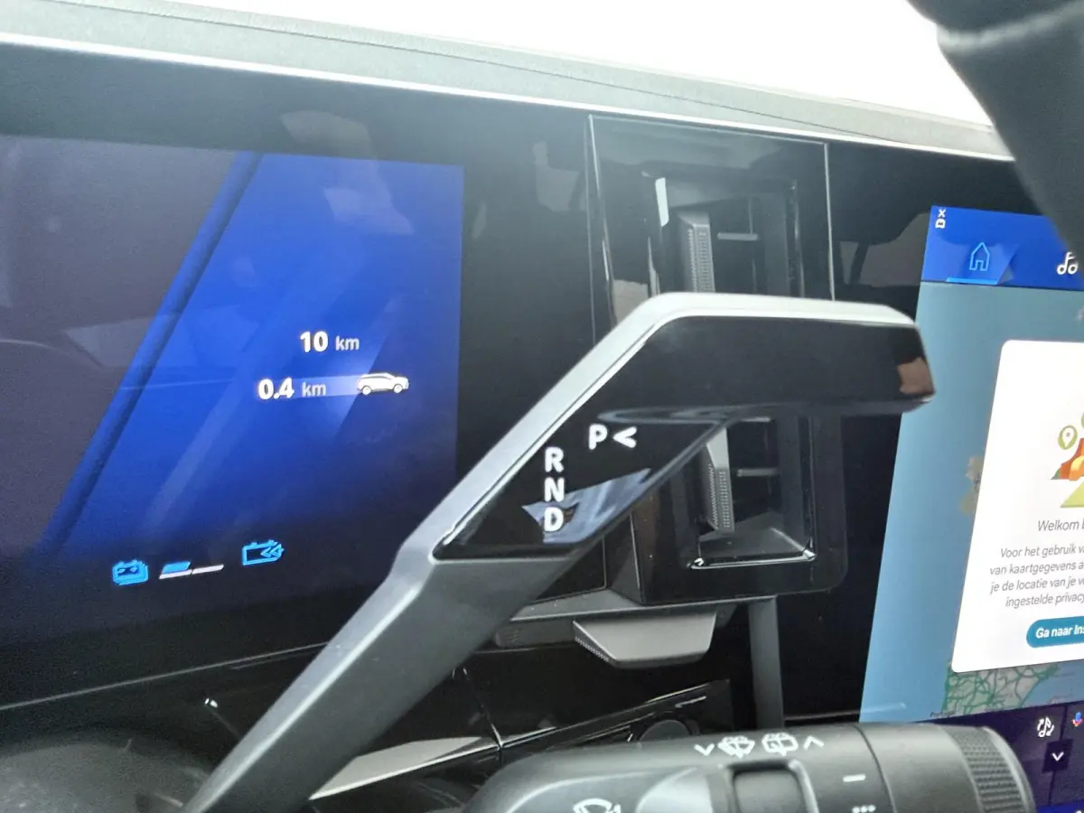 techno full hybrid E-Tech 200 | pack comfort | panoramisch vast glazen dak |