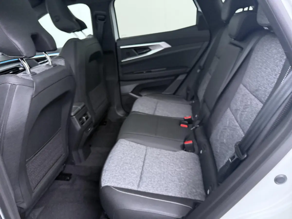 techno full hybrid E-Tech 200 | pack comfort | panoramisch vast glazen dak |