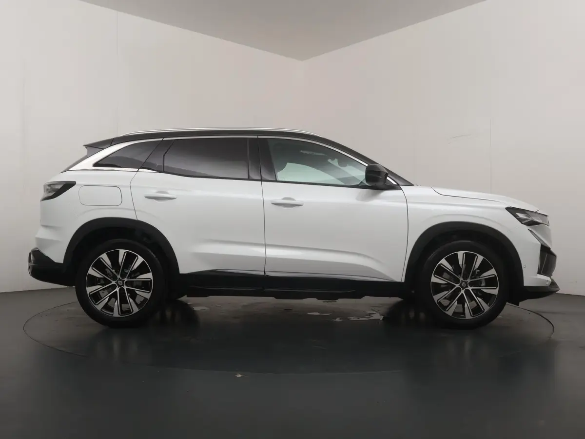 techno full hybrid E-Tech 200 | pack comfort | panoramisch vast glazen dak |