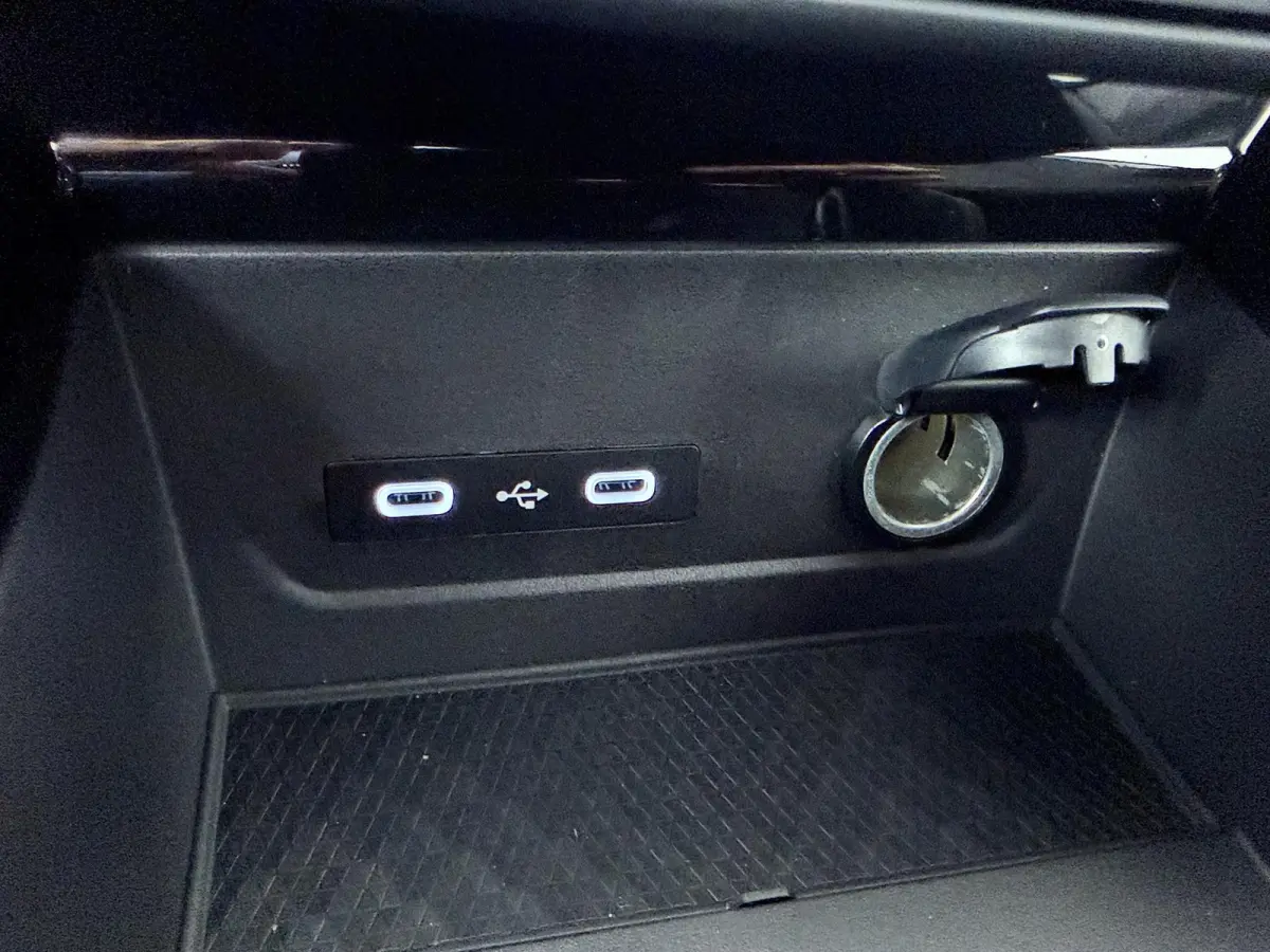 techno full hybrid E-Tech 200 | pack comfort | panoramisch vast glazen dak |