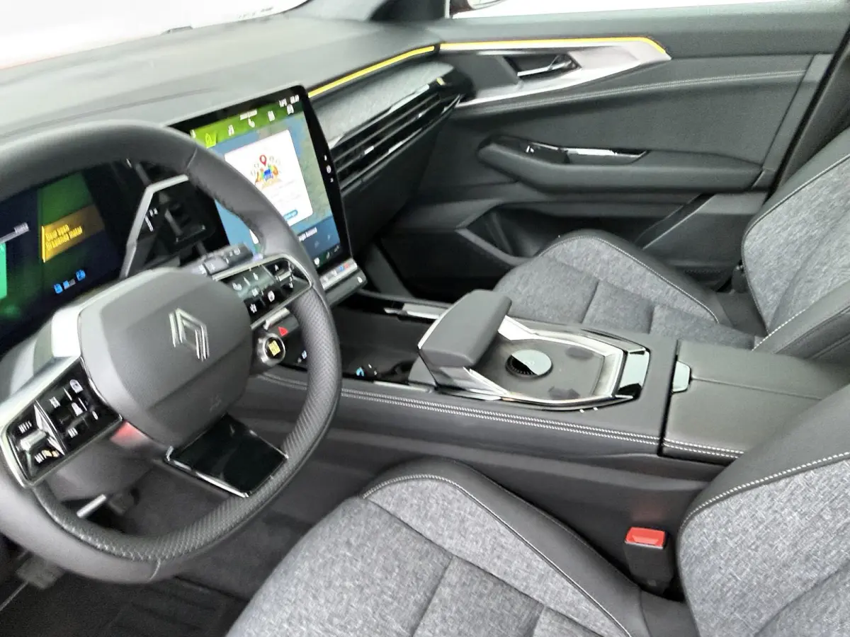 techno full hybrid E-Tech 200 | pack comfort | panoramisch vast glazen dak |