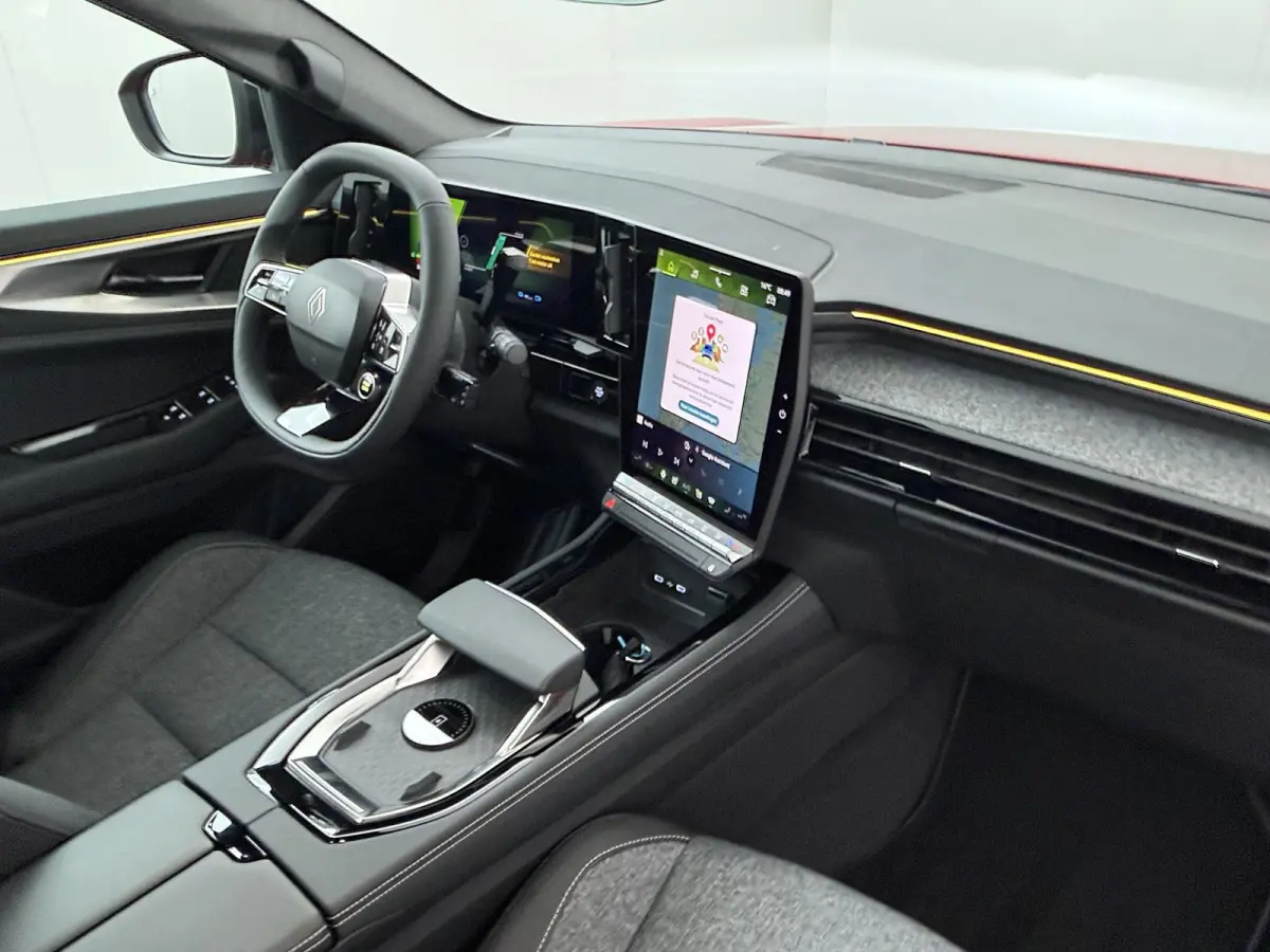 techno full hybrid E-Tech 200 | pack comfort | panoramisch vast glazen dak |