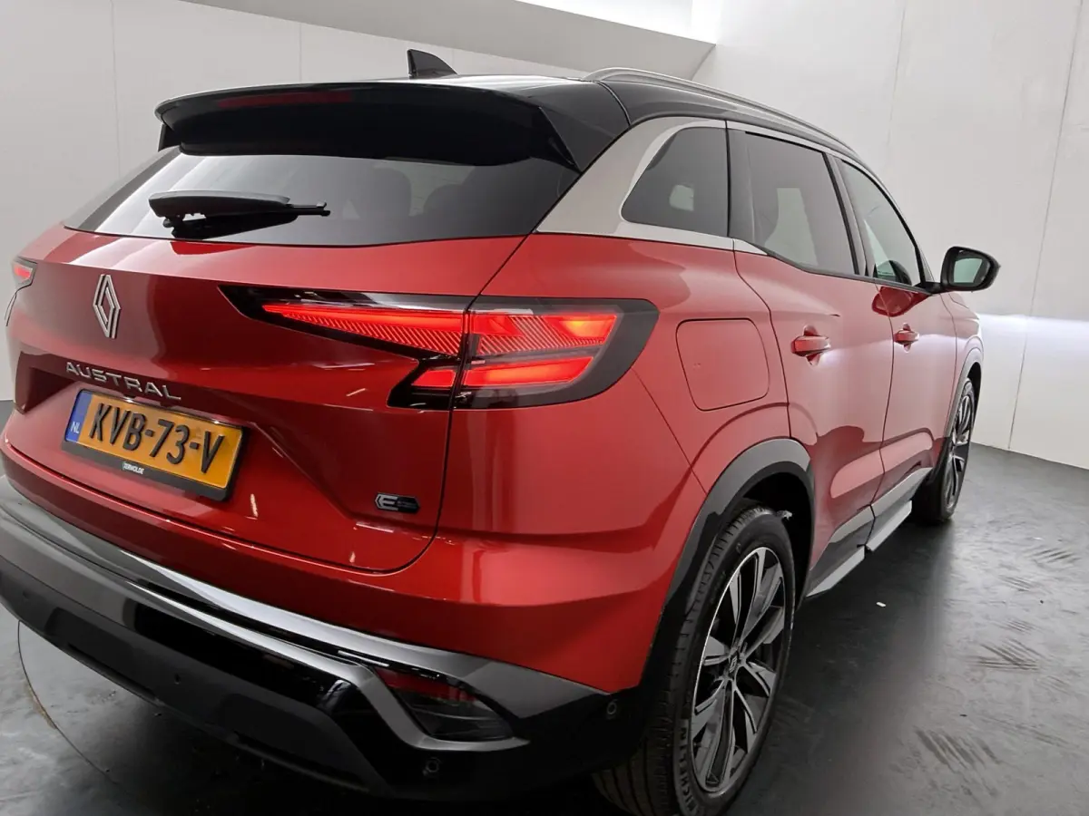 techno full hybrid E-Tech 200 | pack comfort | panoramisch vast glazen dak |