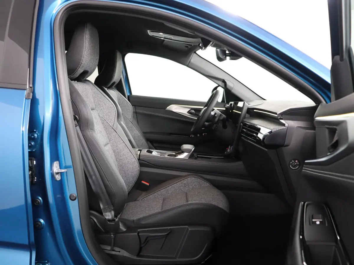 techno full hybrid E-Tech 200 | Adapt. Cruise | Parkeercamera |