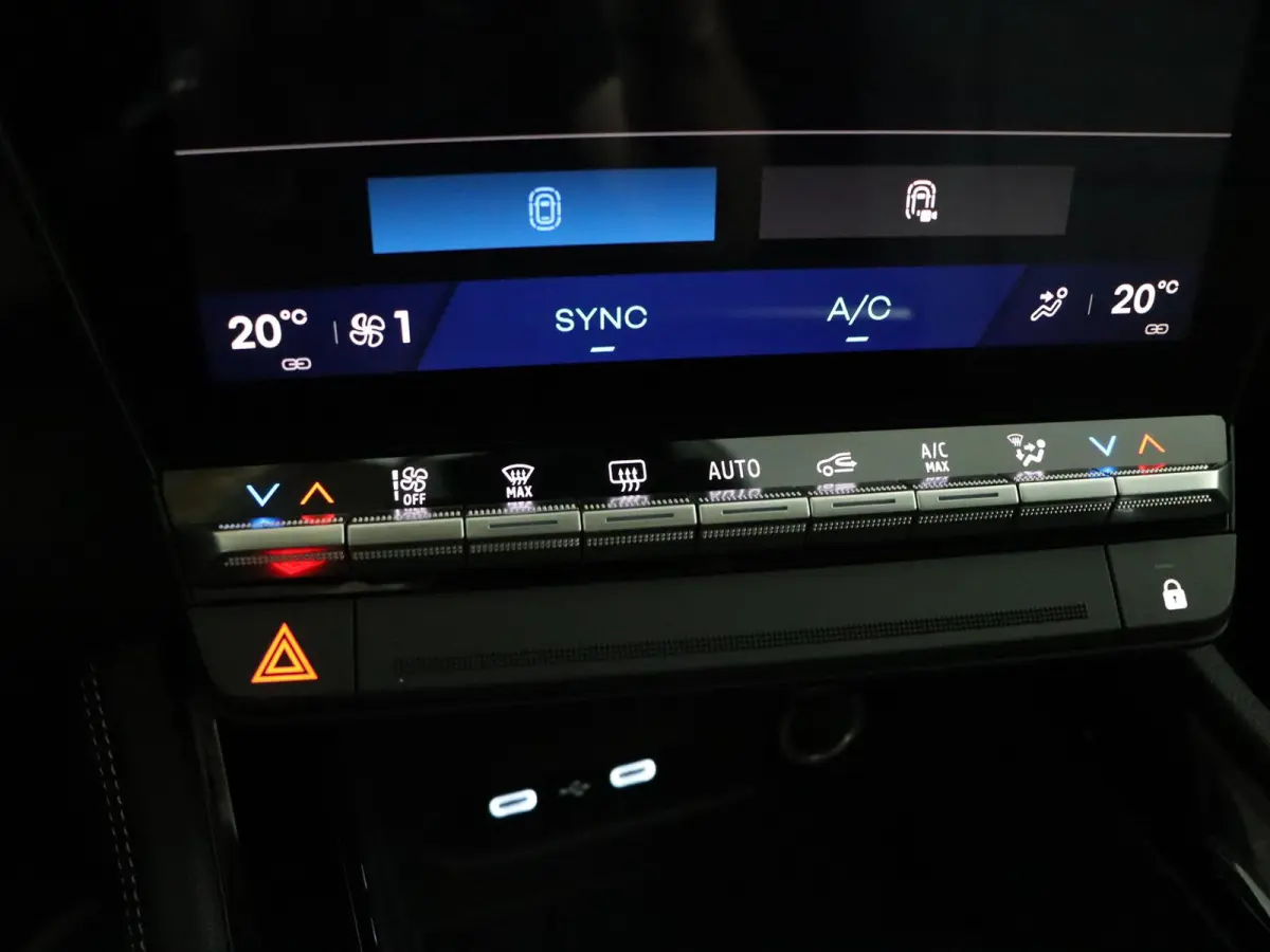techno full hybrid E-Tech 200 | Adapt. Cruise | Parkeercamera |