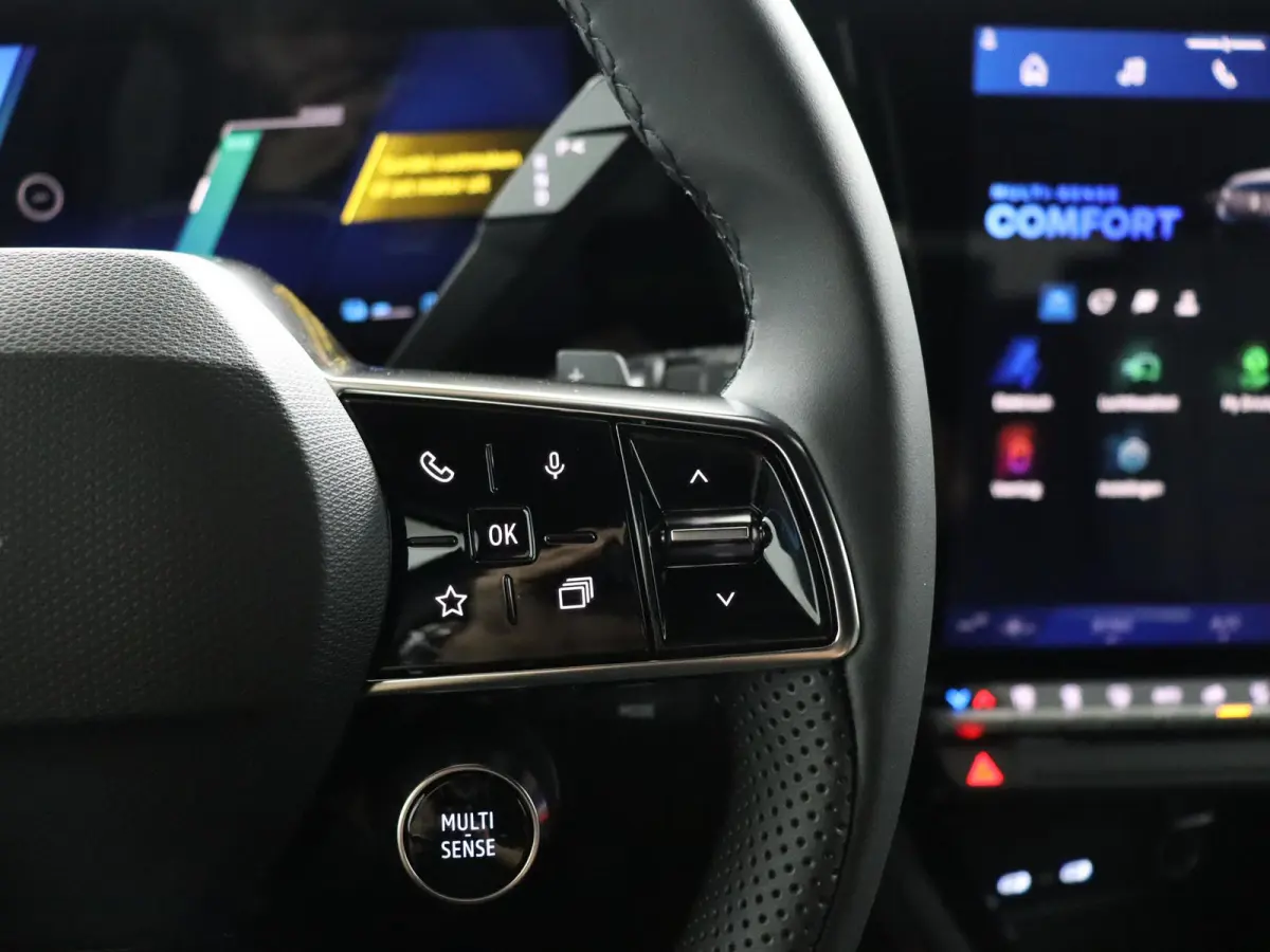 techno full hybrid E-Tech 200 | Adapt. Cruise | Parkeercamera |