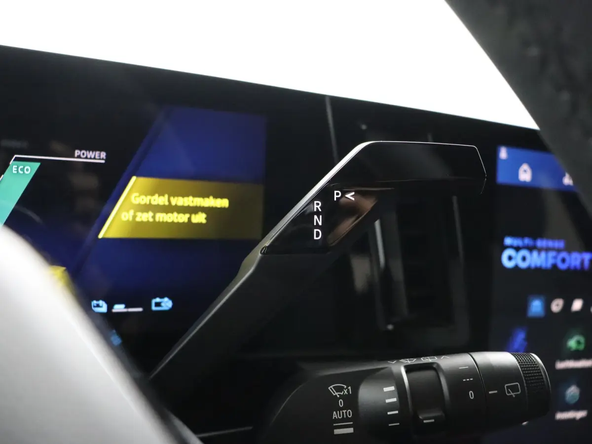 techno full hybrid E-Tech 200 | Adapt. Cruise | Parkeercamera |