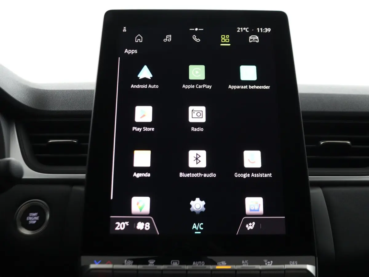 evolution full hybrid E-Tech 160 | pack navigation & comfort |