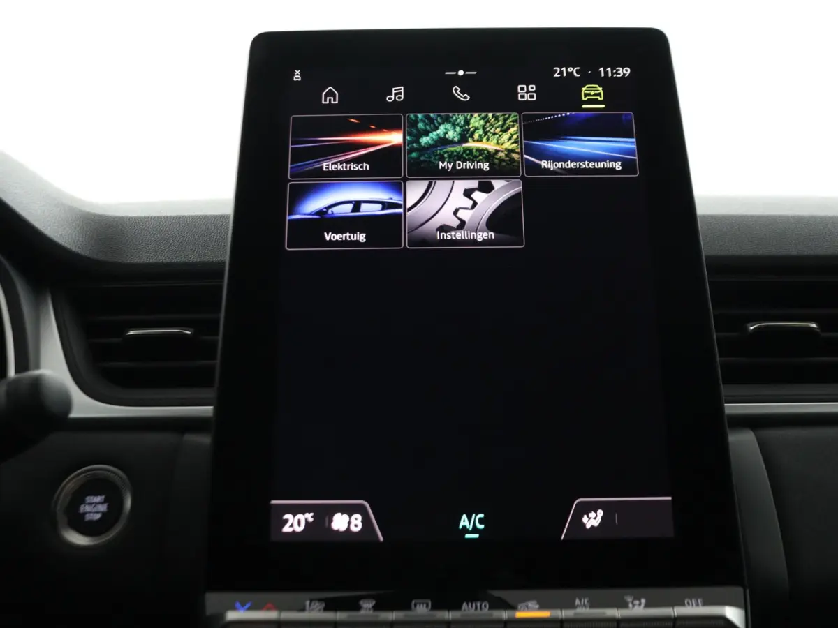 evolution full hybrid E-Tech 160 | pack navigation & comfort |