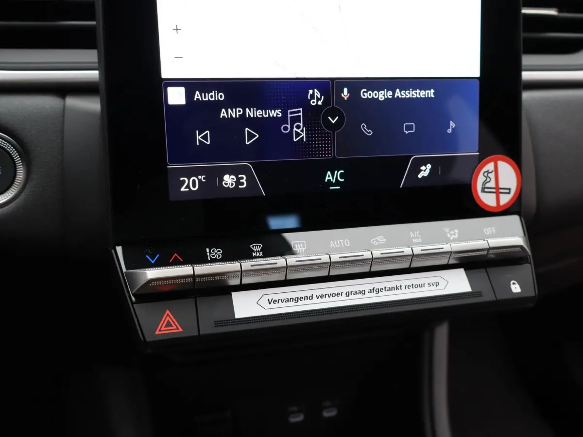 evolution full hybrid E-Tech 160 | pack navigation & comfort |